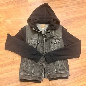 AEO Hooded Denim Jean Jacket
